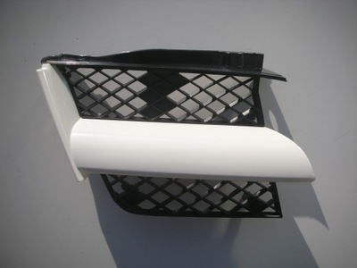 Mitsubishi outlander 2003-2007 решётка радиатора решётка радиатора правая фото №1