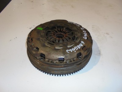 Зчеплення двомасовий 6 передач toyota auris 2.0 d4d фото №1