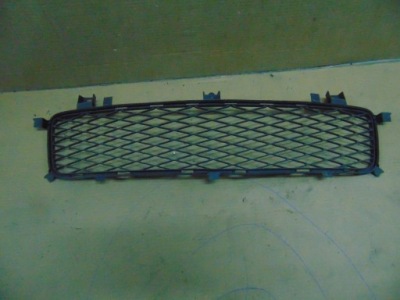 Решітка бампера lexus is фото №1