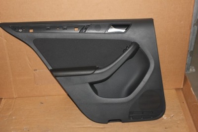 Обшивка обивка дверь задняя левая vw jetta 5c6867211 фото №1