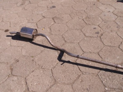 Гаситель труба st.bdb 201000324r clio iv 1.5 dci фото №1