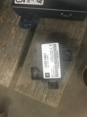 Opel датчик давления 13321961 фото №1