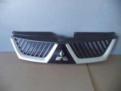 Mitsubishi outlander 2 2006-2010 решётка радиатора решётка радиатора фото №1