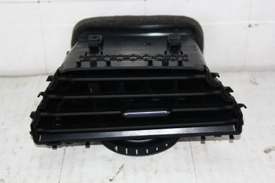 Решётка воздуховод volkswagen оригинальный номер 5nn819710 фото №1