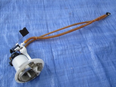SENSOR DES KRAFTSTOFFSBEHÄLTERS MERCEDES W212 3.5 V6 2044701494