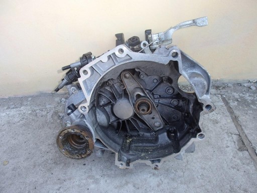 КОРОБКА ПЕРЕДАЧ VW POLO 6R0 1.4 B LVE