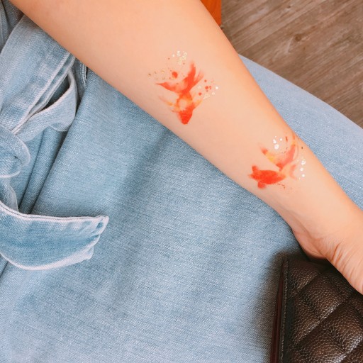 Tattoo złota rybka tatuaż Paperself naklejany rękę
