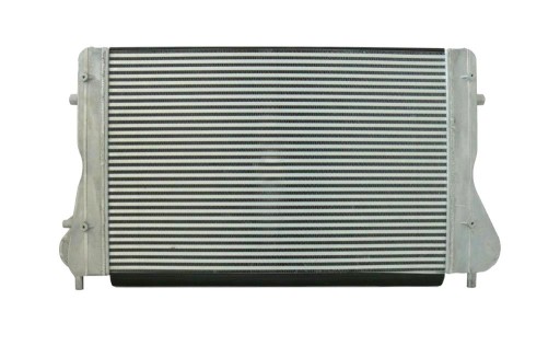 CHŁODNICA INTERCOOLER VW PASSAT B6 B7 1K0145803P
