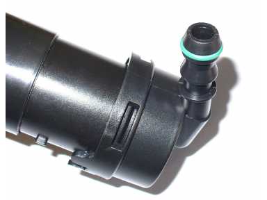 PRAWY SPRYSKIWACZ + ZAŚLEPKA LAMPY STRONA PASAŻERA DO AUDI A6 C6 04-