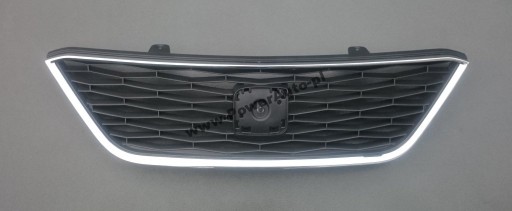 СНЯТИЕ РЕШЕТКИ SEAT IBIZA 2009 - 2012 6J0853651