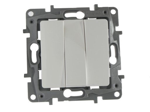 LEGRAND NILOE WYŁĄCZNIK POTRÓJNY BIAŁY 764503