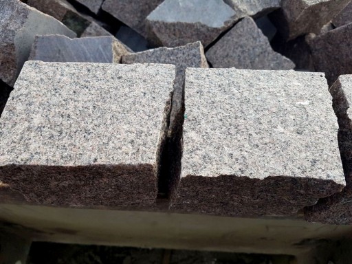 ПЛАМЯ Гранитный куб BOHUS GRANITE Stone