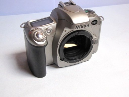 КАМЕРА NIKON F55 — корпус