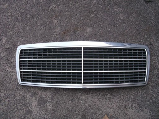 GRILL ATRAPA MERCEDES C-KLASA W202