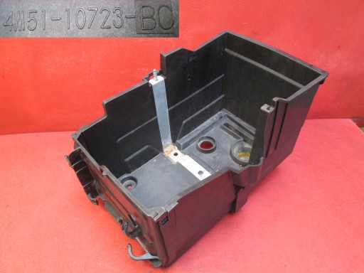 Podstawa akumulatora Ford 1.8 tdci 4M51-10723-BC