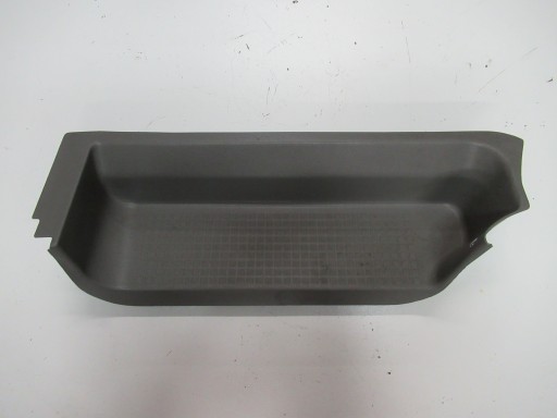 STOPIEŃ PRAWY PASAŻERA VW T4 701863736B