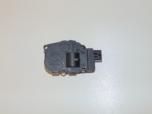 silniczek nagrzewnicy AUDI A4 A5 SEAT VW 412650750
