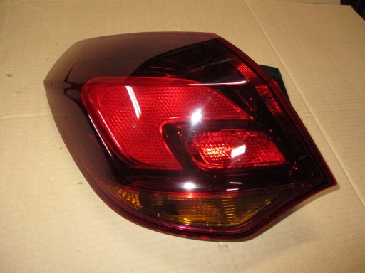 Lampa lewa tylna Opel Astra J