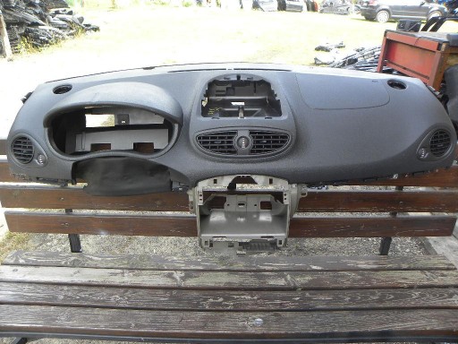 Renault clio 3 консоль приборная панель торпедо распределителя1 - фото