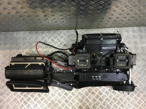 A2228305060 - MERCEDES W222 W217 нагреватель A2228302901