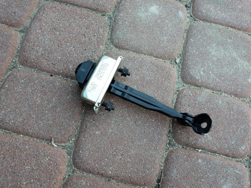 limiter door front front Opel Insignia B 39089087