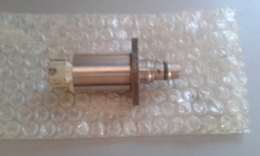 Датчик насоса AVENSIS III 2.0 4-D4 126km 2010+