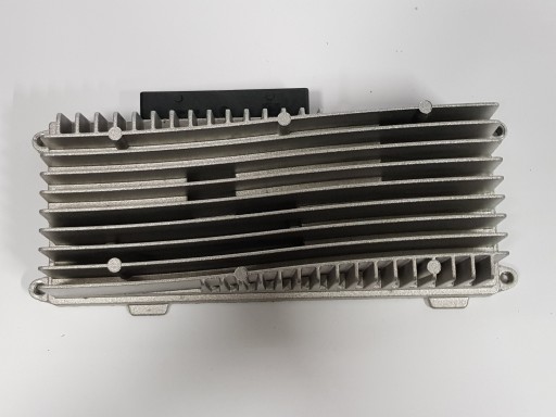 Усилитель AUDI A4 B8 A5 Q5 8R0035223F