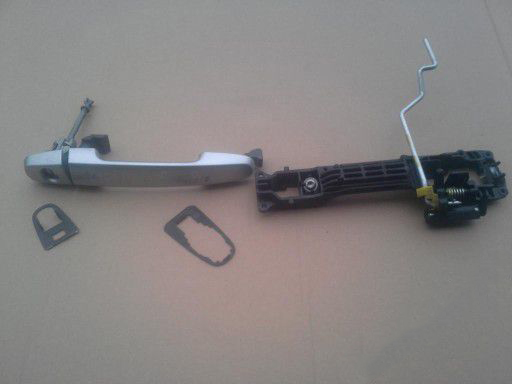 handle left front Daihatsu Materia -WYSYLKA