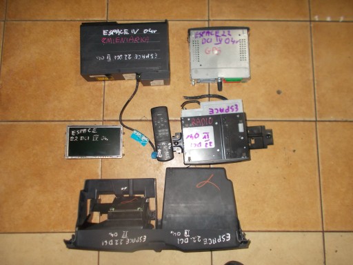 ESPACE IV 04R КИШЕНЬКОВИЙ ДИСПЛЕЙ 8200154477