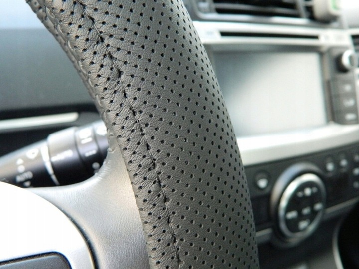 COVER ON STEERING WHEEL LEATHER PERFO RENAULT GAMA T photo 5 - milautoparts-fr.ukrlive.com