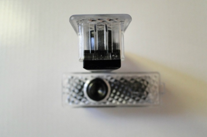 FEUX LED POWITALNE LOGO BMW PROJECTEUR CREE ENSEMBLE MAXIMAL