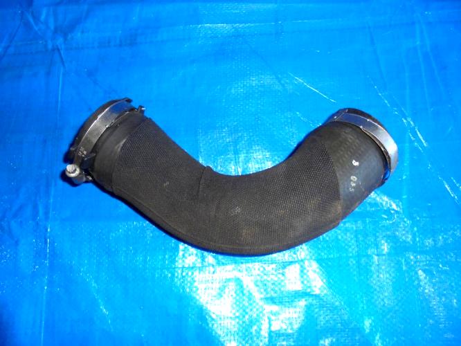 TUBE JUNCTION PIPE RADIATOR AUDI Q5 3.O TDI 8R0145737L photo 1 - milautoparts-fr.ukrlive.com