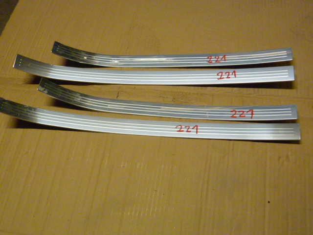 MERCEDEWITH WITH W221 MOULDINGS FOR SILLS INTERIOR CHROME photo 1 - milautoparts-fr.ukrlive.com