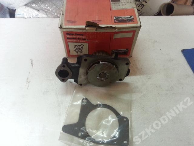 FORD SIERRA 1.8 ORIGINAL NEW CONDITION PUMP WATER photo 4 - milautoparts-fr.ukrlive.com