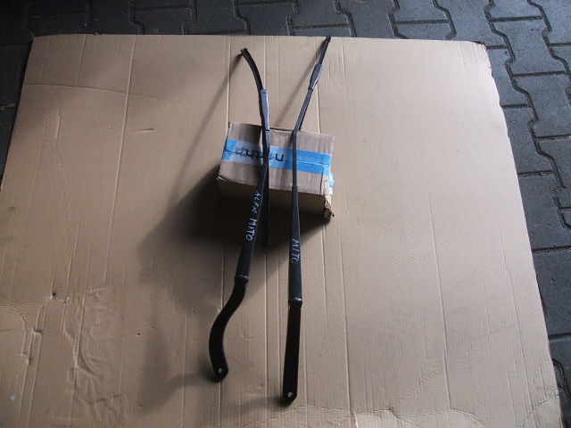 ALFA ROMEO MITO WIPER HOLDER WIPER BLADES LEFT RIGHT photo 1 - milautoparts-fr.ukrlive.com