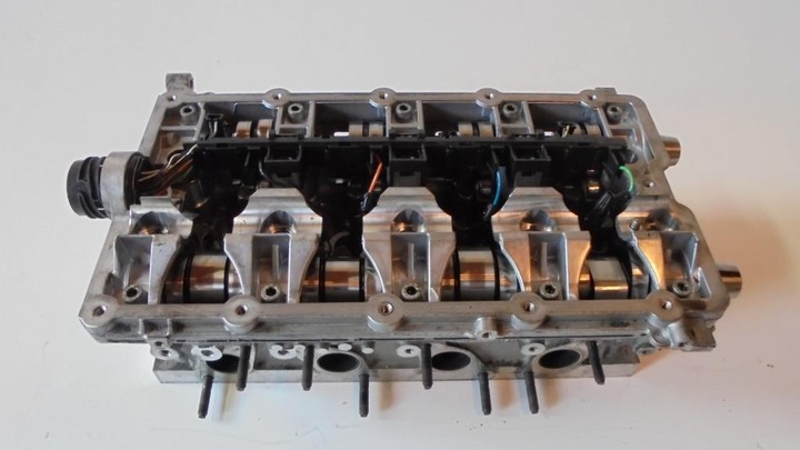 03G103373A CYLINDER HEAD 2.0 TDI 140 KM BKP VW PASSAT photo 1 - milautoparts-fr.ukrlive.com