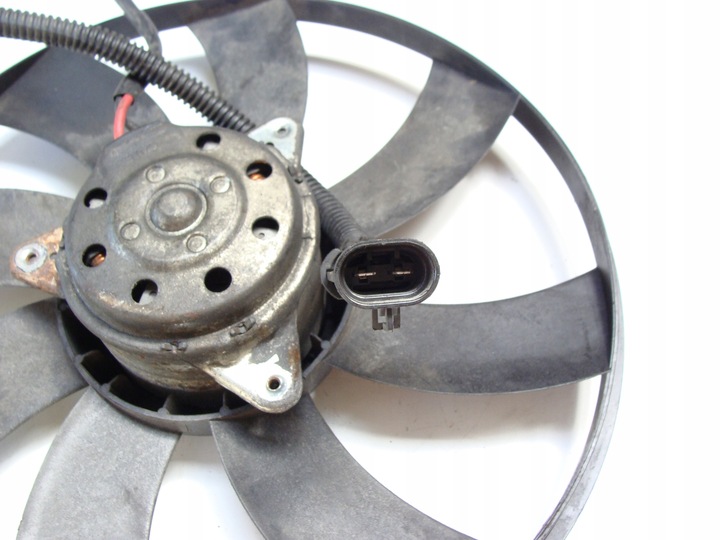 OPEL MERIVA A 1.7 VENTILATEUR DE VENTILATEUR 13128354 photo 3 - milautoparts-fr.ukrlive.com