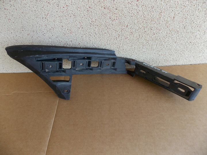 VW TOURAN 1T0 03-06 FASTENING BUMPER RIGHT REAR photo 1 - milautoparts-fr.ukrlive.com