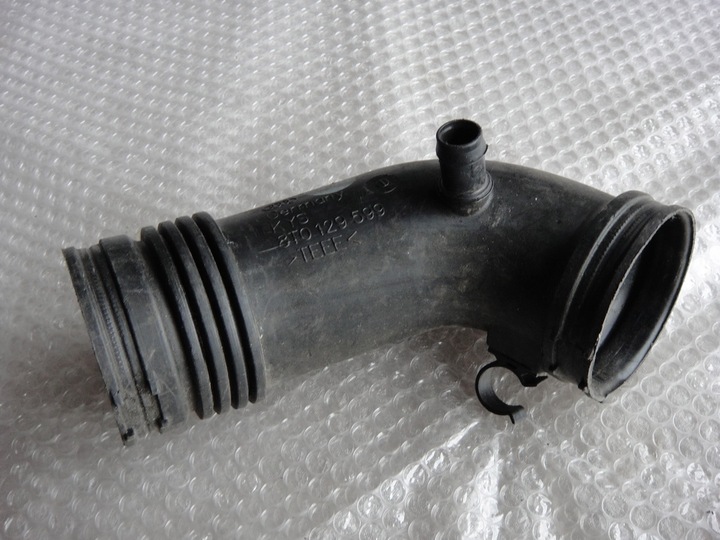 AUDI Q5 TUBE INTAKE 8T0129599 photo 1 - milautoparts-fr.ukrlive.com