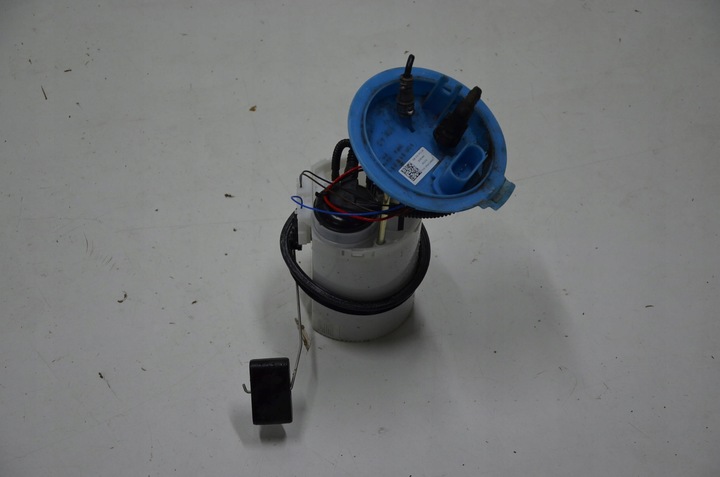 VW GOLF VII 1.5TSI PUMP FUEL 5Q0919051AA photo 1 - milautoparts-fr.ukrlive.com