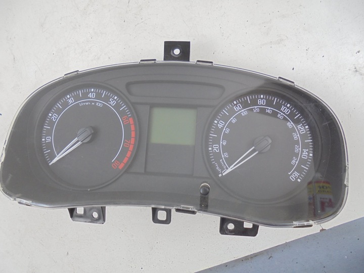 DASHBOARD DASH 5J0920901B SKODA FABIA II photo 1 - milautoparts-fr.ukrlive.com