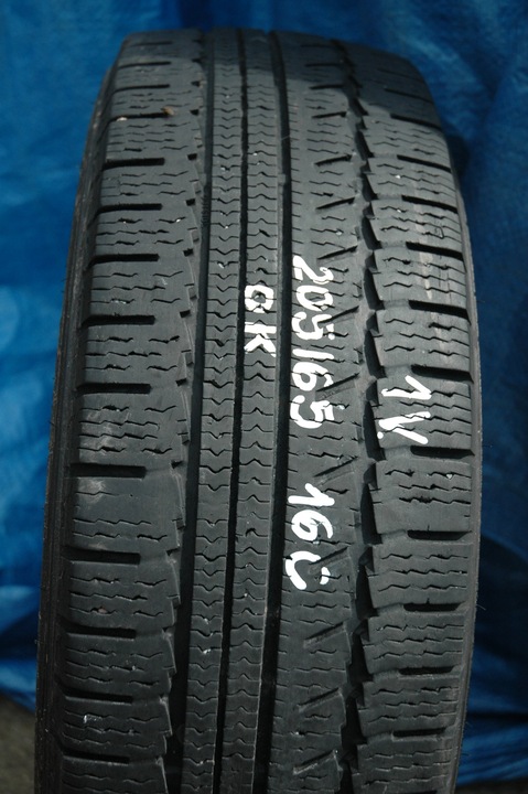 NOKIAN HAKKAPELITTA CR 205/65 16C 105R 5,7mm photo 1 - milautoparts-fr.ukrlive.com