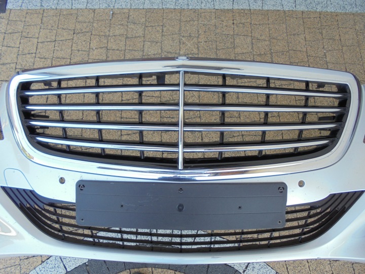 PARE-CHOCS GRILLE MERCEDES A222 W222 AVEC CLASSE AVANT