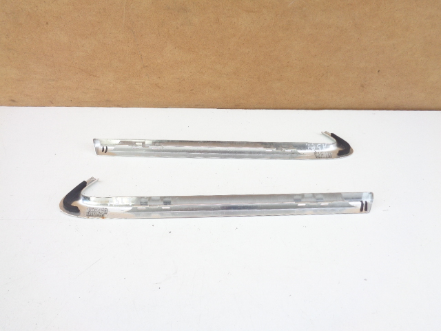 AUDI A3 8V MOULURE VITRES DROITE CHROME 8V4853346