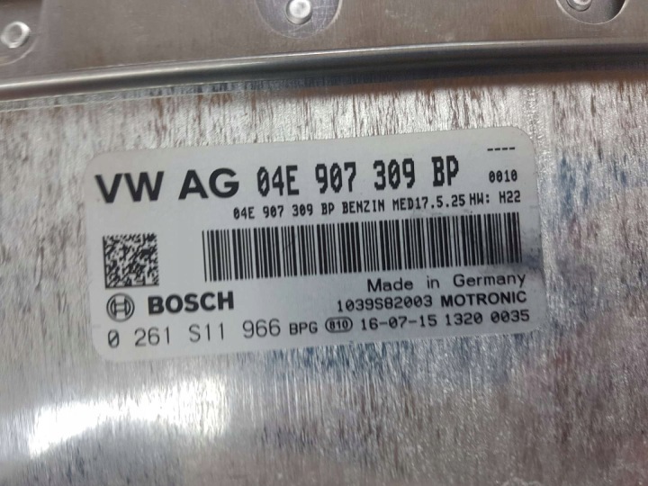 VW JETTA VII 1.4 TSI ORDINATEUR MOTEUR 04E907309BP