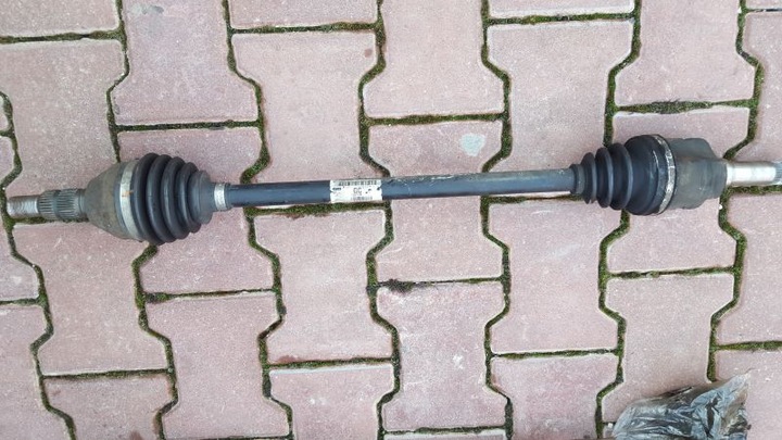 фото №1, Піввісь права зад opel insignia 2.0 turbo 13267108gc