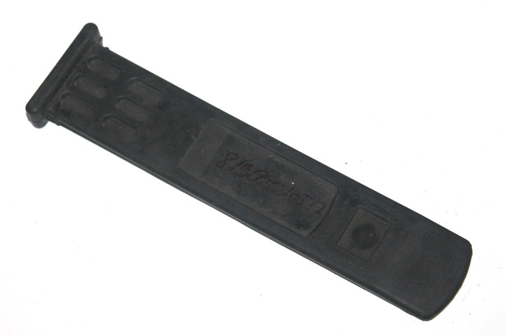 фото №1, Зажим резиновая накладка держатель крепление подкрылки man tga