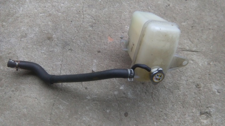 фото №1, Mazda mpv 2.0 citd бачок расширительный