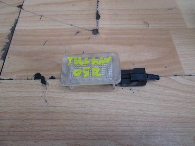 фото №1, Лампа освещение потолок hyundai tucson 04-09