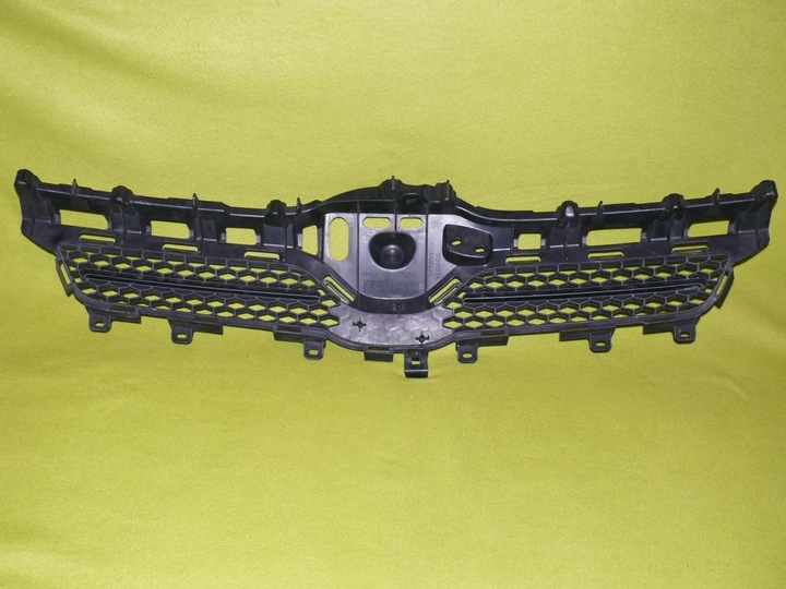 фото №2, Решітка решітка радіатора бампера toyota corolla verso 07-08r